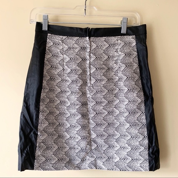 H&M Black and White Mini Skirt - Picture 2 of 4